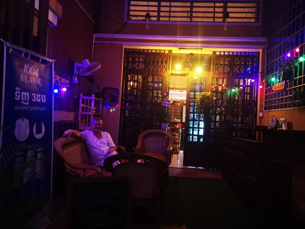 Peri Evi Hostel Phnom Penh Bassac Lane 외부 사진