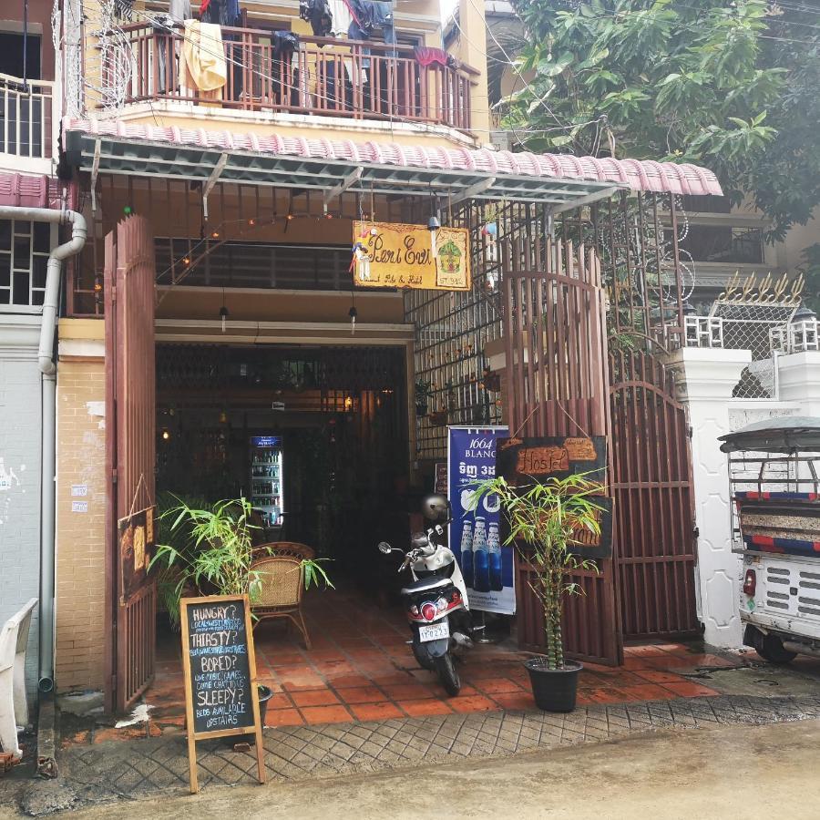 Peri Evi Hostel Phnom Penh Bassac Lane 외부 사진