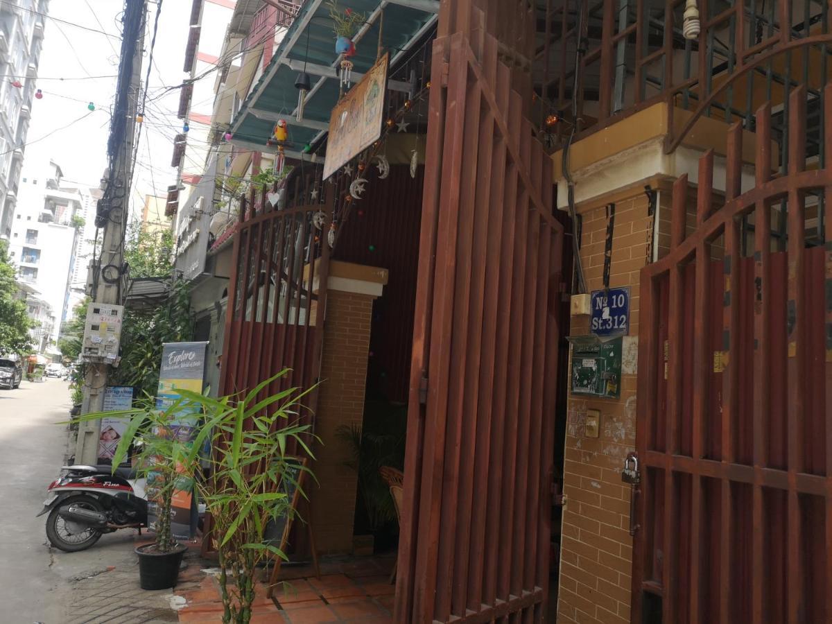 Peri Evi Hostel Phnom Penh Bassac Lane 외부 사진