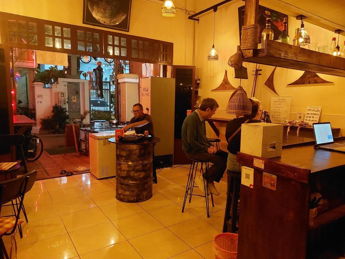 Peri Evi Hostel Phnom Penh Bassac Lane 외부 사진