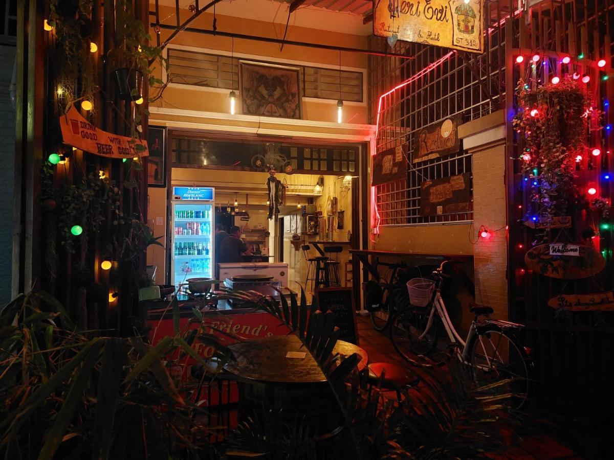 Peri Evi Hostel Phnom Penh Bassac Lane 외부 사진